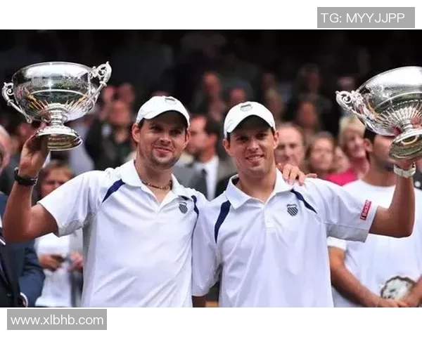 网球盛宴:深入了解杭州网球队的团队协作与默契配合之道